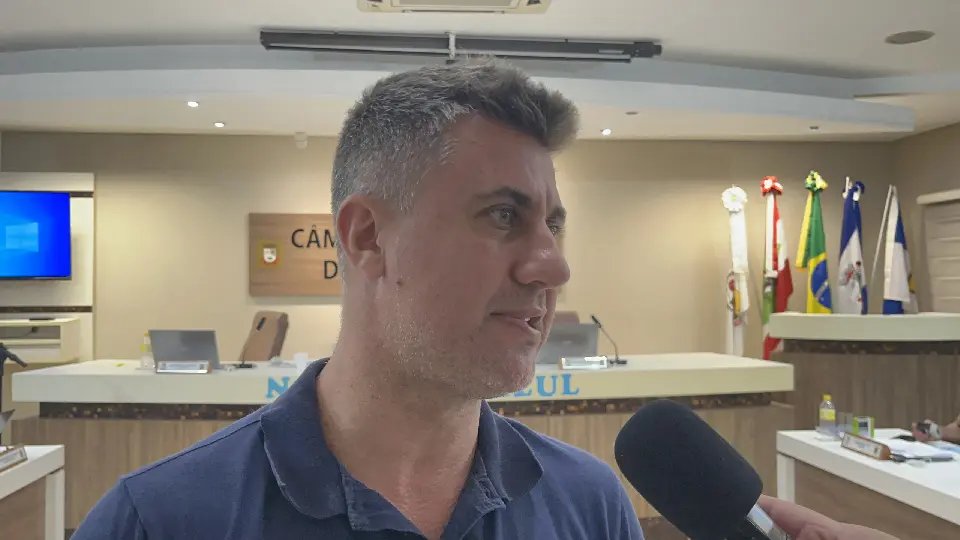(VÍDEO) – Coleta de lixo industrial volta a ser assunto na Câmara de Guabiruba 