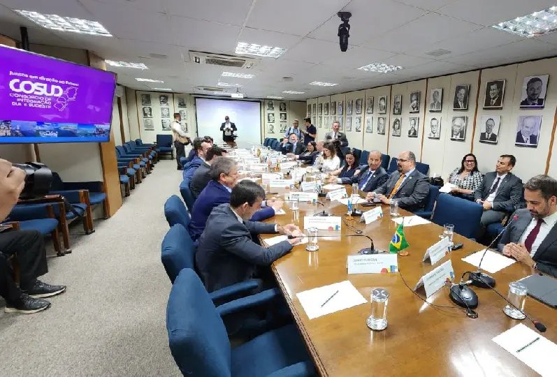 Em Brasília, governador pede mudanças no cálculo da dívida pública de Santa Catarina