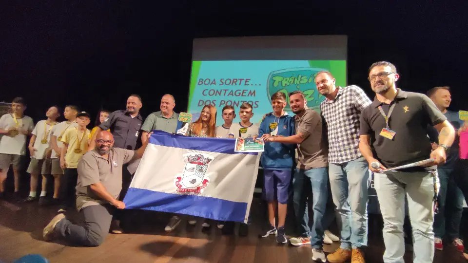 Guabiruba é campeã do 'Trânsito Quiz' em final emocionante