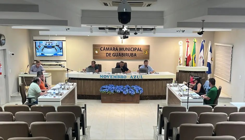 (VÍDEO) - Arbitragem no campeonato amador de Guabiruba gera assunto na Câmara 