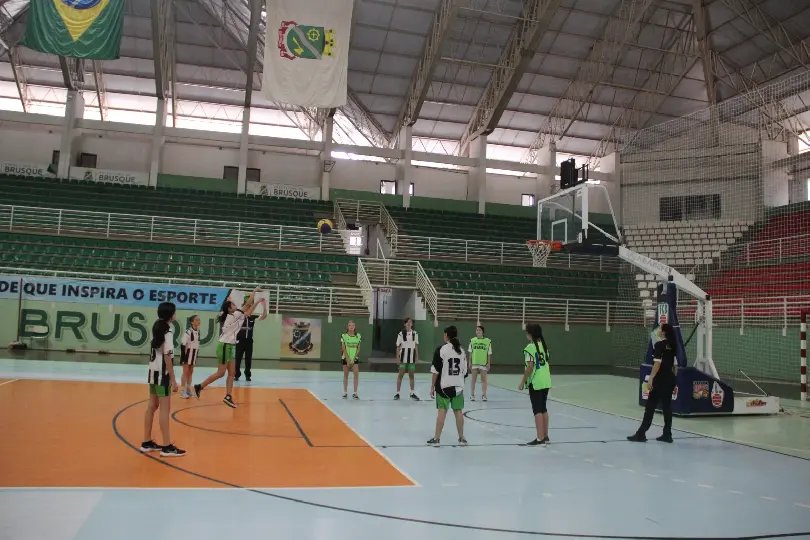 Basquete ganha destaque nos Jogos Escolares Brusque