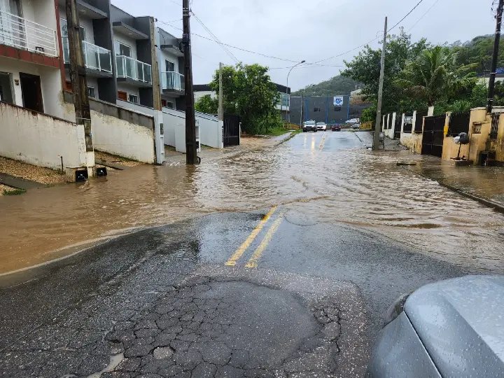 Brusque registra quatro ocorrências relacionadas à chuva