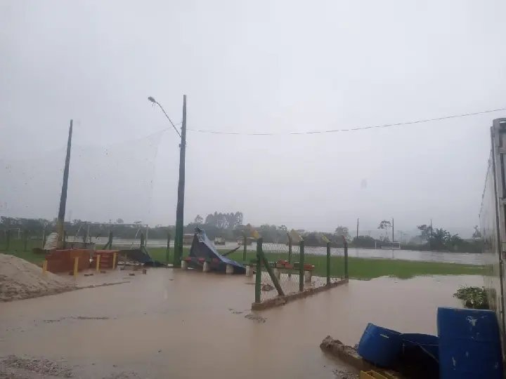 Chuva volta a atingir o CT do Brusque 