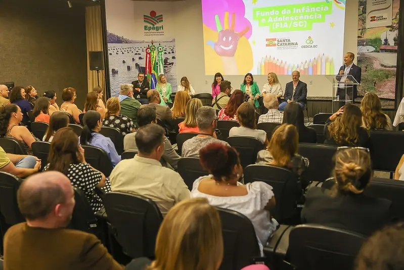  Santa Catarina lança maior edital da história do Fundo da Infância e da Adolescência