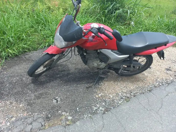 Motociclista fica ferido em acidente na rodovia Ivo Silveira