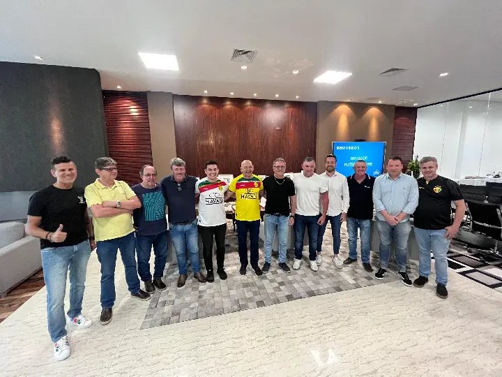 (VÍDEO) - Brusque FC celebra retorno de parceria em evento na sede da Havan