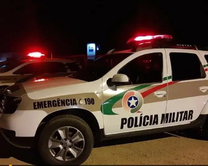 Dupla é vítima de injúria racial em discussão nas Águas Claras