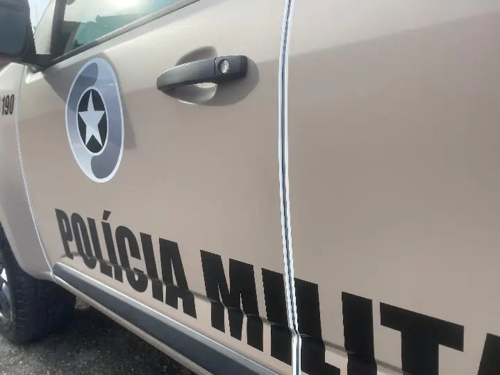 Homem tenta furtar supermercado mas e detido por segurança