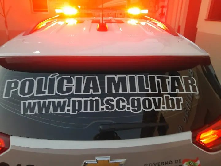 Abordagem revela homem procurado por traficar drogas