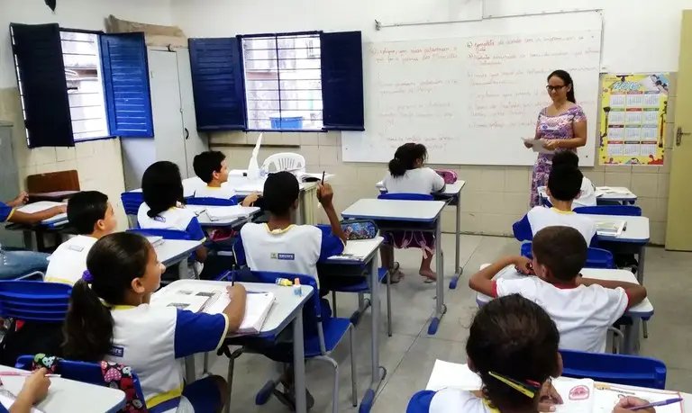 Estados e municípios já receberam R$ 1,7 bi para escola em tempo integral