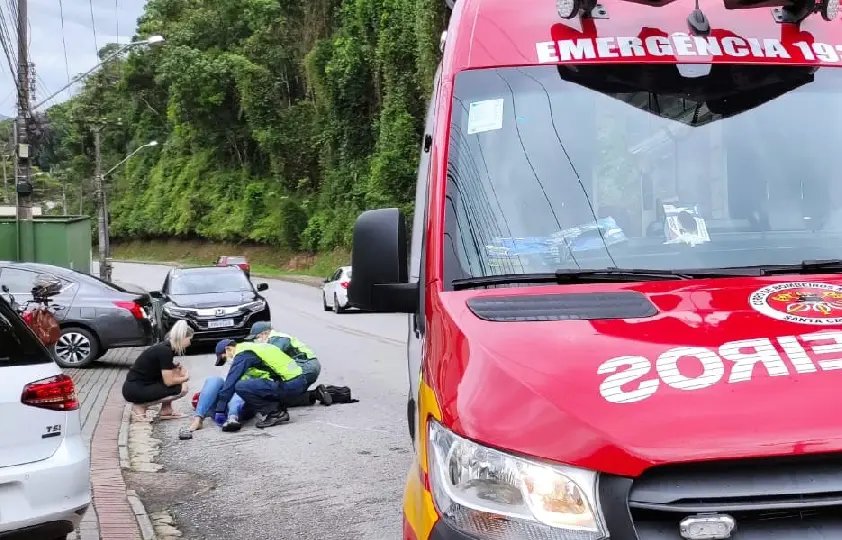 Bombeiros detalham acidente que feriu mulher em Brusque