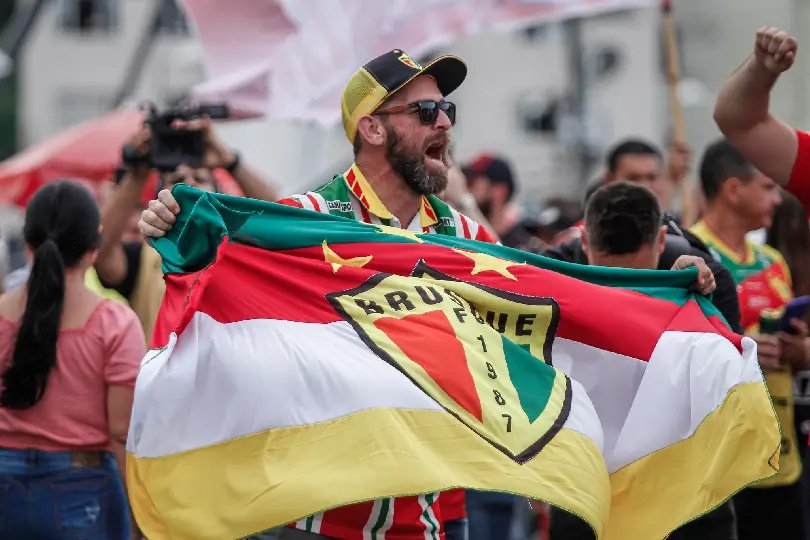 Barra x Brusque: ingressos à venda para estreia do Catarinense 