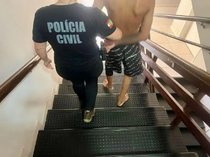 Polícia de São João Batista prende homem em flagrante por estelionato