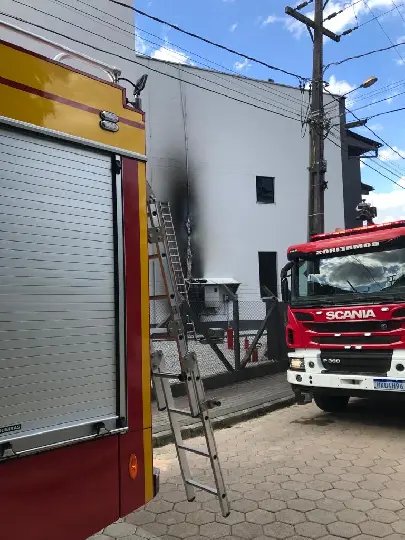 Bombeiros são acionados após princípio de incêndio em Guabiruba 