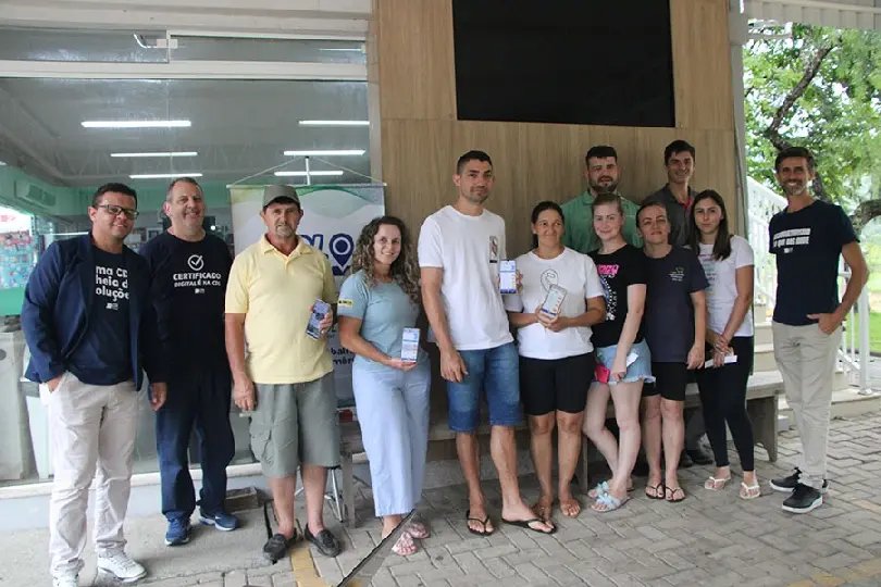 CDL entrega prêmios da promoção Compre em Botuverá