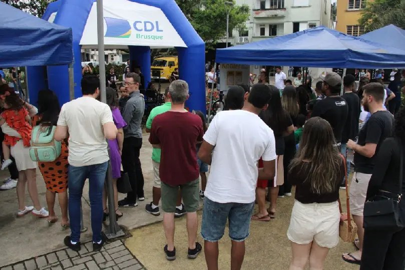 CDL Brusque divulga calendário de datas do Sábado Fácil 