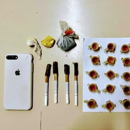 Jovem preso em Brusque venderia lança perfume na balada