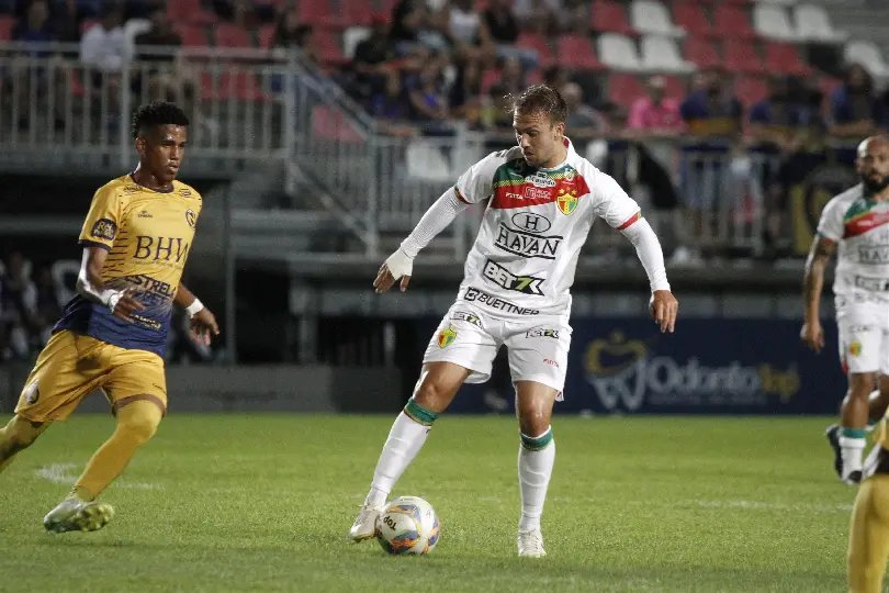BRUSCÃO decepciona mais uma vez em derrota para lanterna