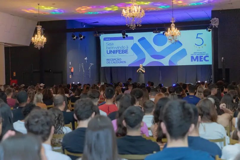 UNIFEBE inicia ano letivo com recepção de calouros e familiares 