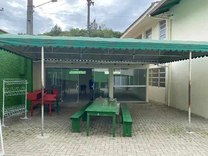 Luciano Hang reforma biblioteca da escola João XXIII
