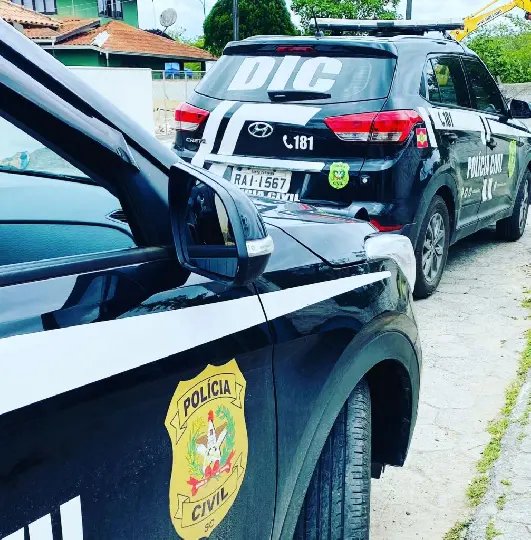Polícia Civil realiza operação e prende suspeito de homicídio em Itajaí