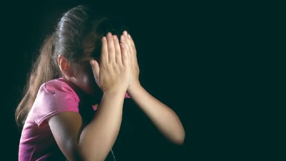 Homem é preso por importunar sexualmente criança de 9 anos