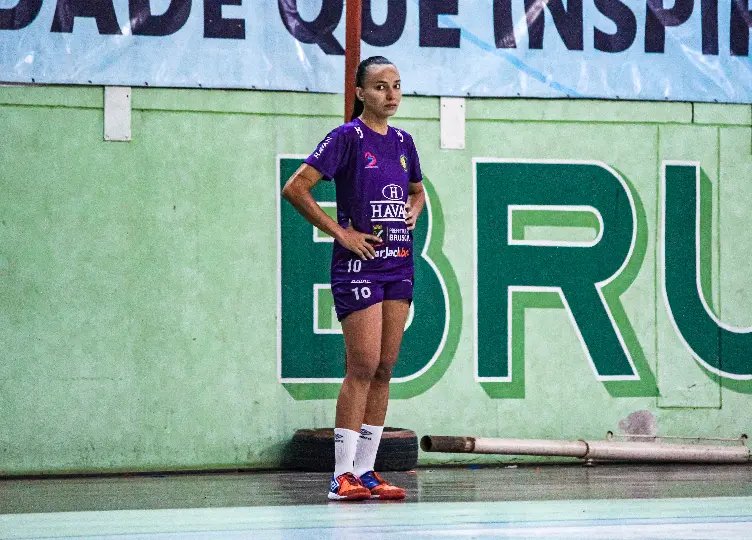 Atleta Barateiro volta as quadras após longo período afastada por lesão