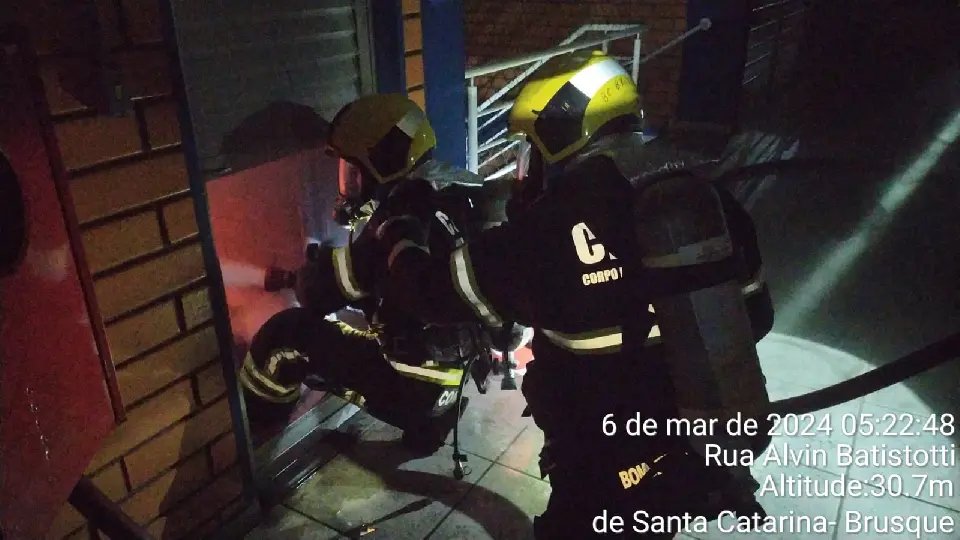 Incêndio atinge unidade do SENAI em Brusque