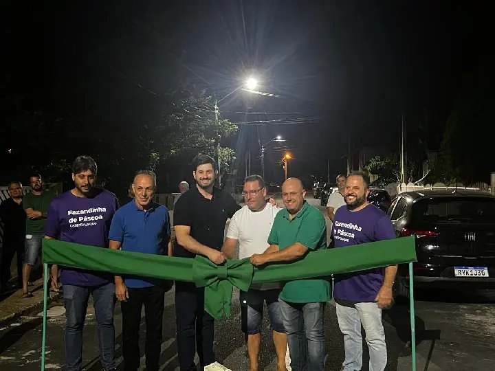 Rua é inaugurada pelo programa Pavimentação Comunitária