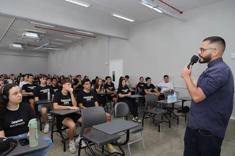 Empatia é tema de animação do Colégio Unifebe