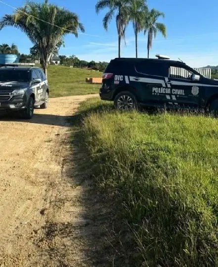 Polícia cumpre mandado de busca à procura de Jones Bosio