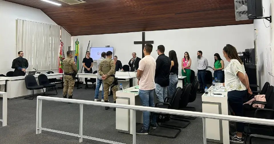 Justiça condena homem que atirou cinco vezes na vítima