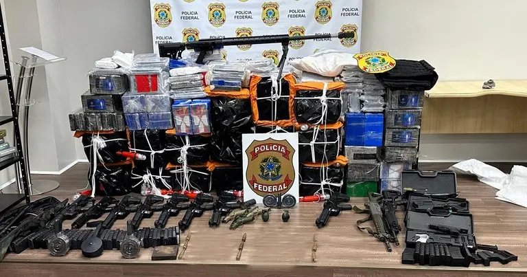 Operação localiza armas e quase 900 kg de cocaína em Joinville 