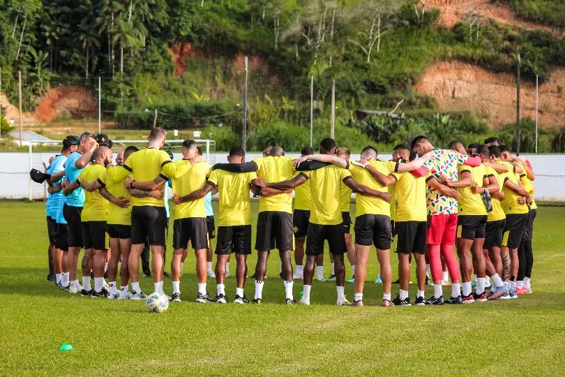 Brusque se apresenta e viaja para Florianópolis