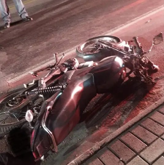 Identificado o jovem que morreu em grave acidente em Brusque 