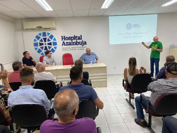 Empresários visitam as obras de reforma dos leitos no Hospital Azambuja