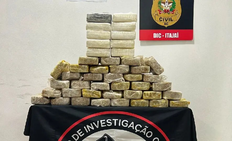 Polícia Civil apreende cerca de 50kg de cocaína e crack