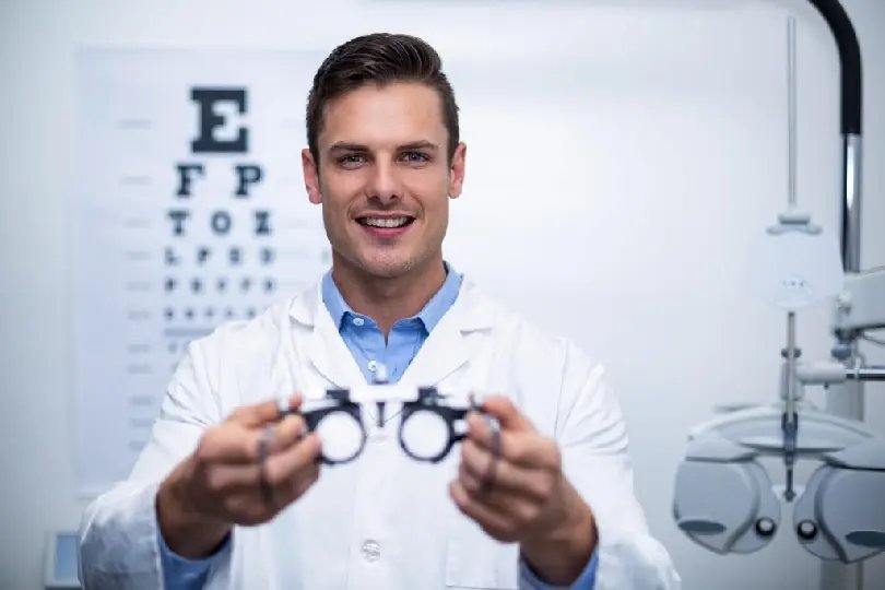 Brusquenses passam a ser chamados para consultas oftalmológicas 