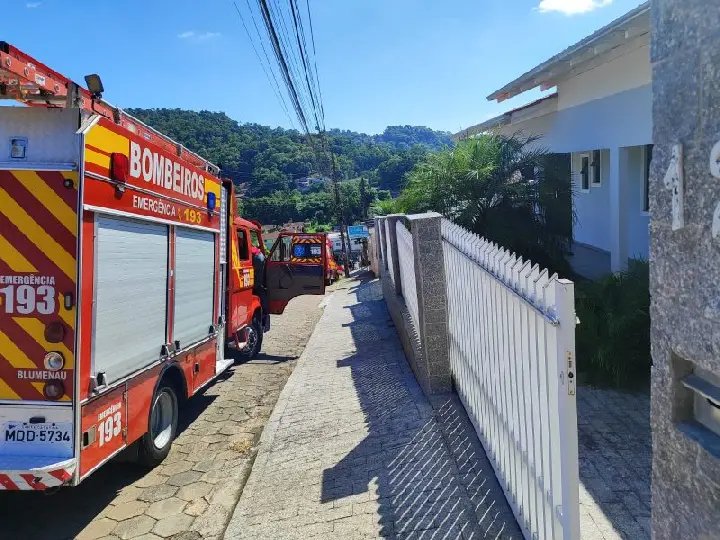 Irmãs se afogam e menina de 8 anos morre em Blumenau 