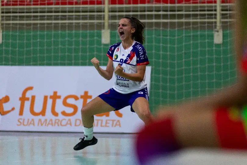 Barateiro estreia na Liga Feminina de Futsal com vitória