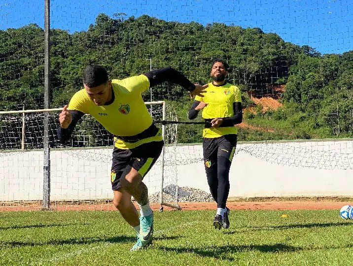 Brusque treina de olho na estreia do Brasileirão