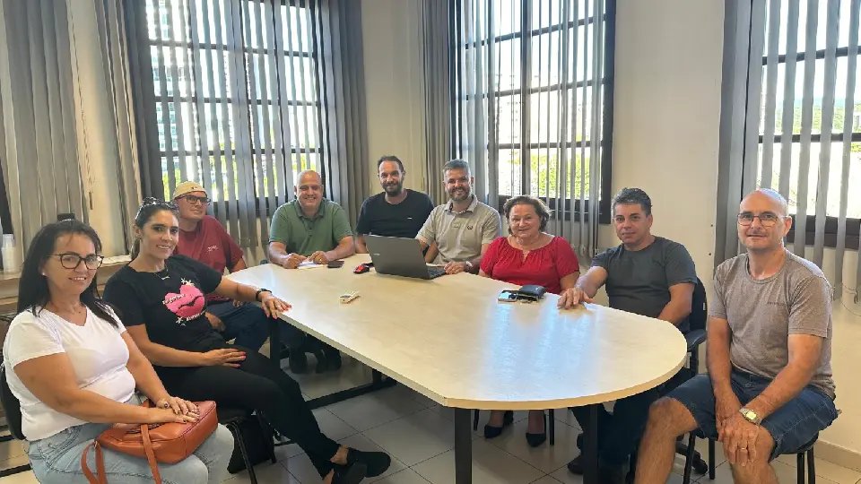 Moradores fecham acordo para Pavimentação Comunitária