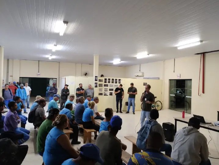 Abril Verde é tema de palestras na Secretaria de Obras