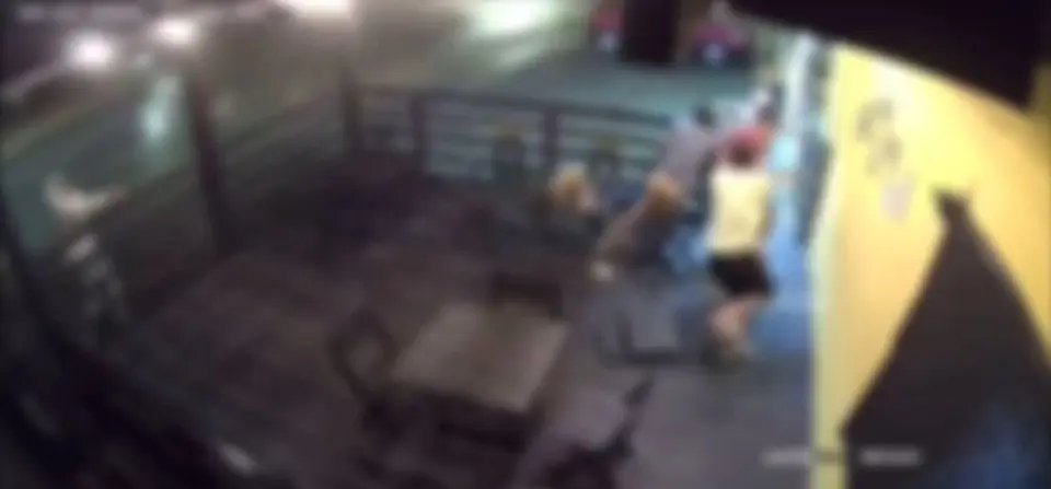 (VÍDEO) Disparos à queima-roupa matam homem, em Joinville