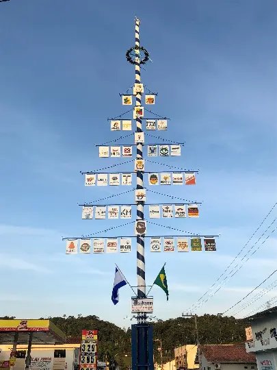 Guabiruba terá 4ª Maibaum a partir do dia 1º de maio