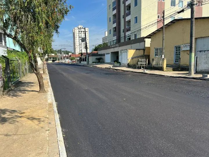 Financiada pelo Fonplata, rua no Santa Rita recebe melhorias