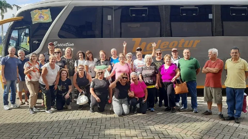 Atletas de Brusque embarcam para a disputa do JASTI 