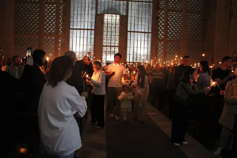 Paróquia encerra mês mariano com Coroação de Nossa Senhora