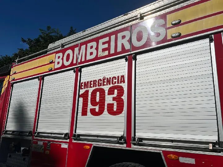 Princípio de incêndio atinge chalé no Lageado Baixo 