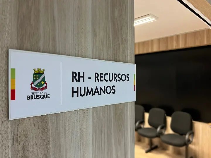 Prefeitura paga a primeira parcela do 13º salário em junho 